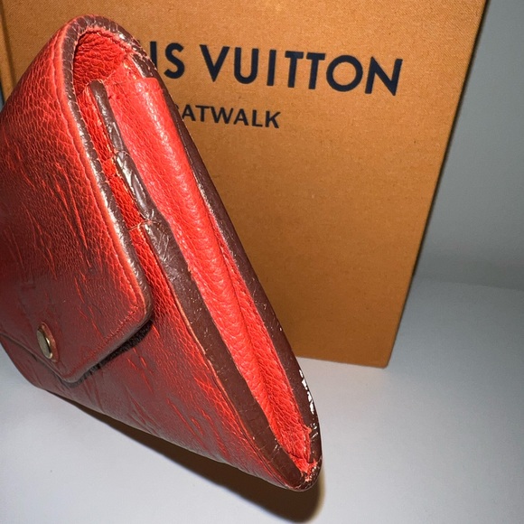 LV Monogram Empreinte Leather Curieuse Wallet - Picture 2 of 13